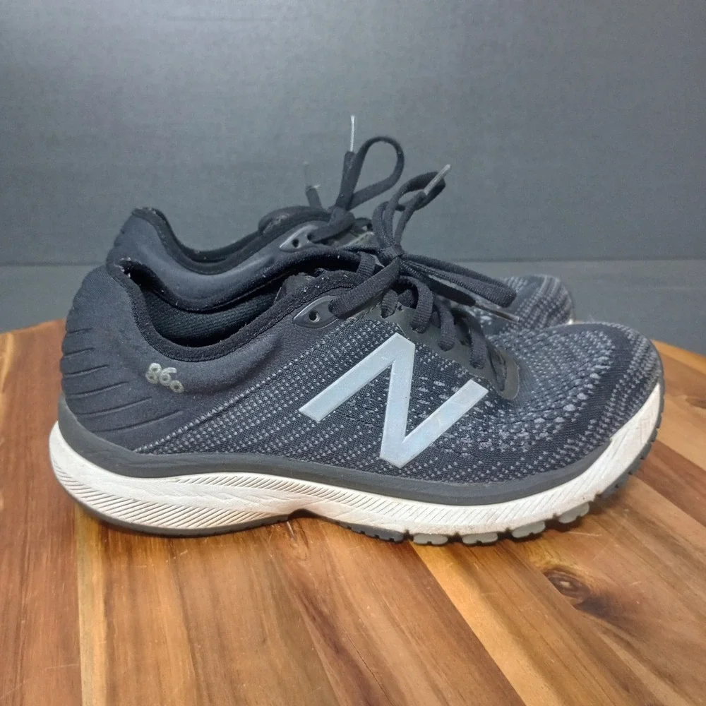 New Balance Fresh Foam X 860v10 Shoes‎ Womens 7 Black White Jogging Trainer
